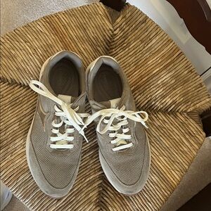 Aetrex Taupe Suede ladies Sneakers with Cream Laces